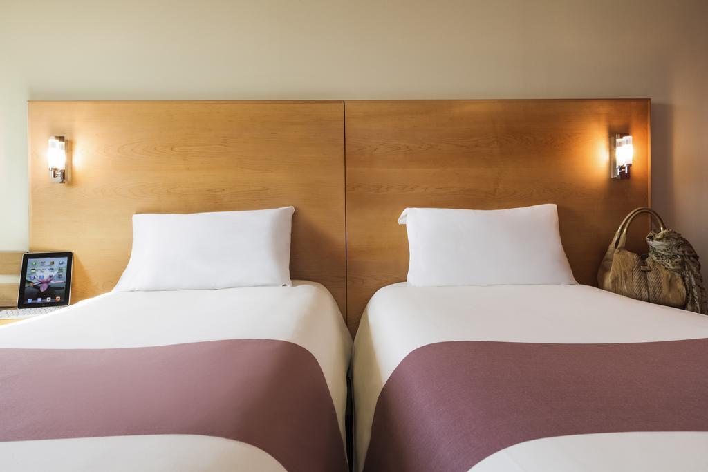 Ibis Sharq Hotel Kuwait City Exterior foto